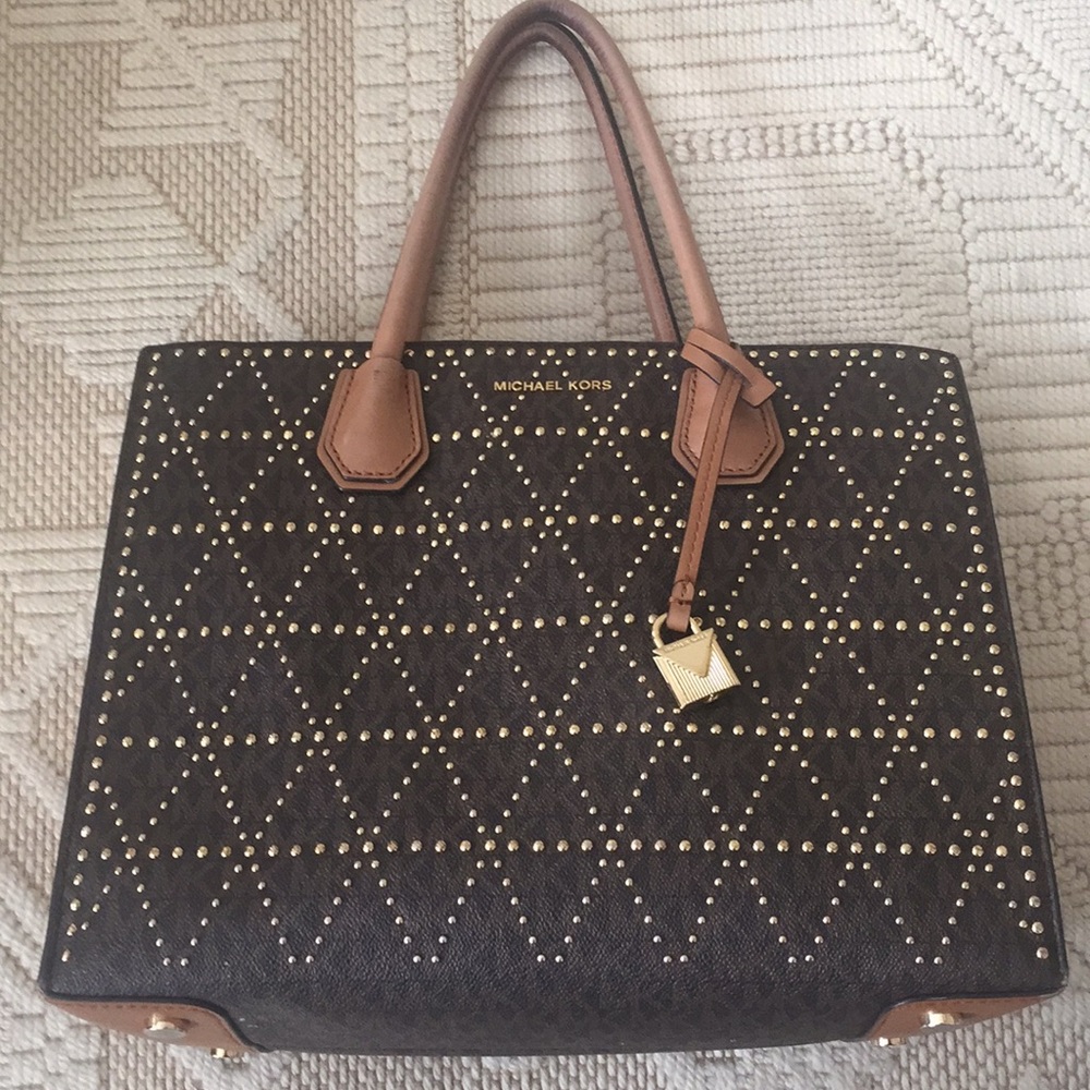 COPY - Used MK purse in great condition